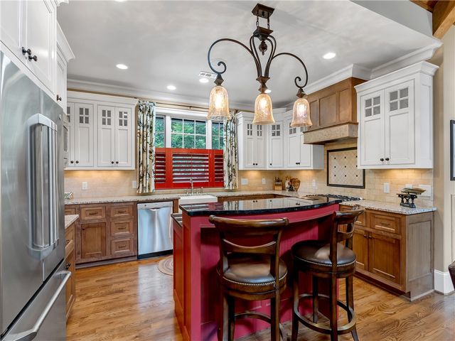 113 Bell Flower Drive, Sunset, SC 29685