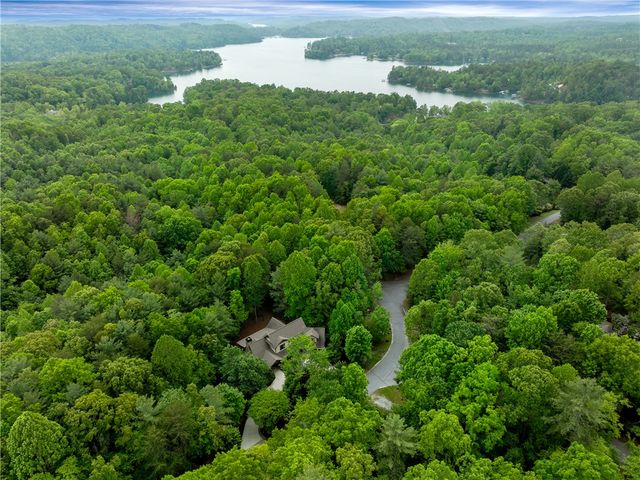 113 Bell Flower Drive, Sunset, SC 29685