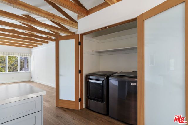 4031 Camero Avenue, Los Angeles, CA 90027