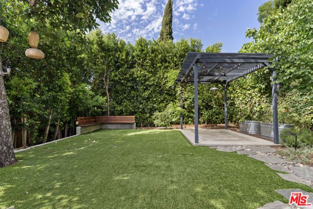 4031 Camero Avenue, Los Angeles, CA 90027