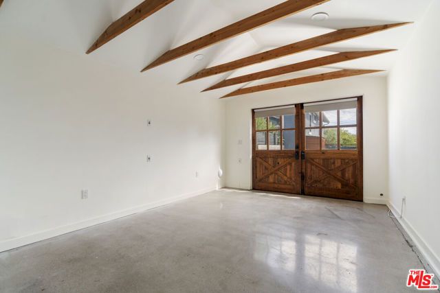 4031 Camero Avenue, Los Angeles, CA 90027
