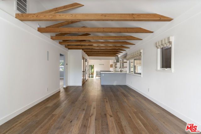 4031 Camero Avenue, Los Angeles, CA 90027