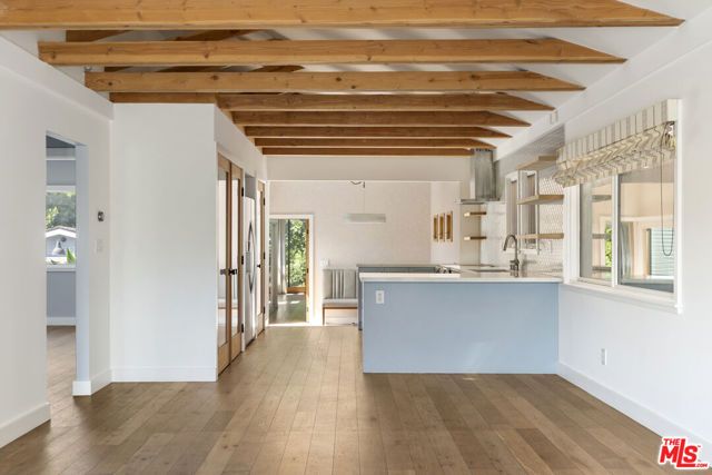 4031 Camero Avenue, Los Angeles, CA 90027