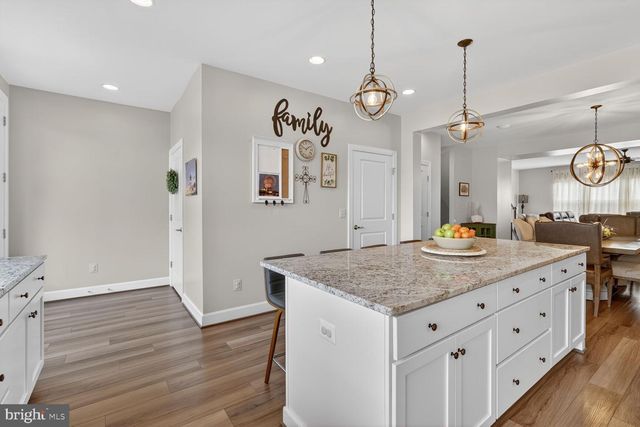 13890 CLEAR LAKE CIR, Woodbridge, VA 22191