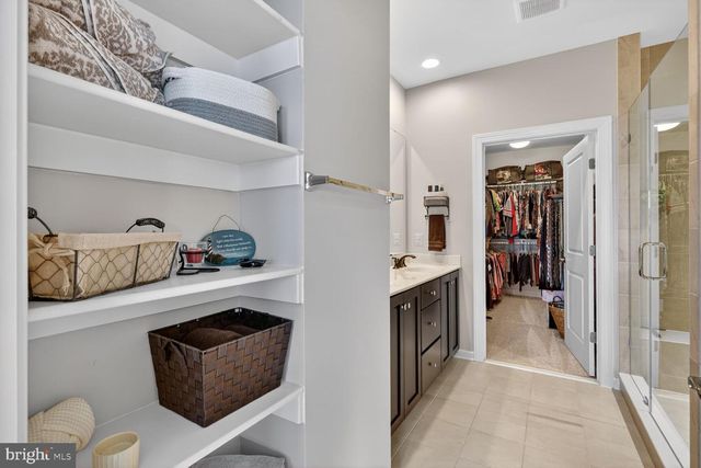 13890 CLEAR LAKE CIR, Woodbridge, VA 22191