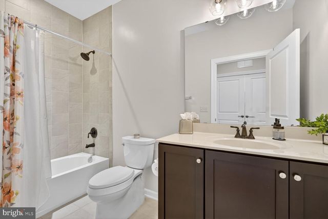 13890 CLEAR LAKE CIR, Woodbridge, VA 22191