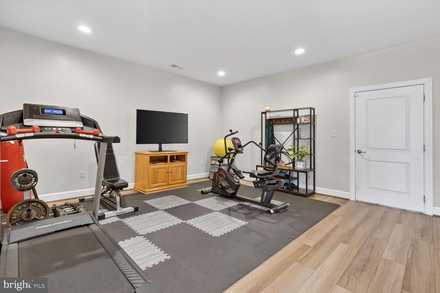 13890 CLEAR LAKE CIR, Woodbridge, VA 22191