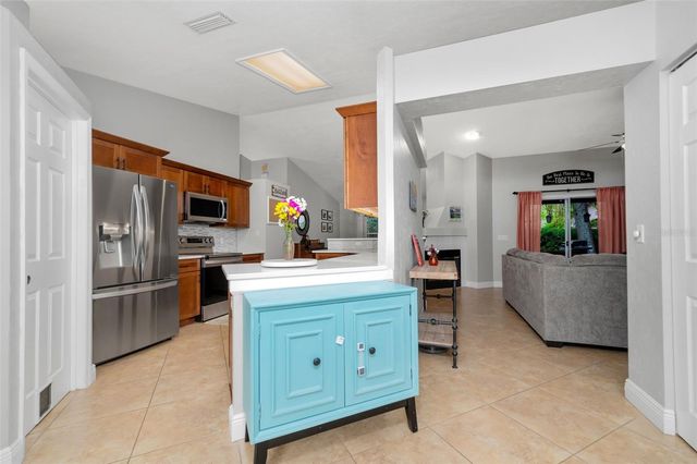 2327 NW 41ST AVENUE, Gainesville, FL 32605