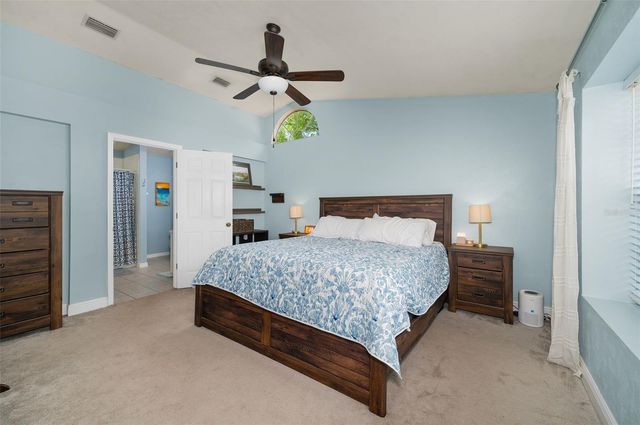 2327 NW 41ST AVENUE, Gainesville, FL 32605