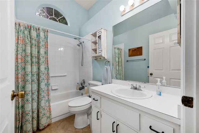 2327 NW 41ST AVENUE, Gainesville, FL 32605