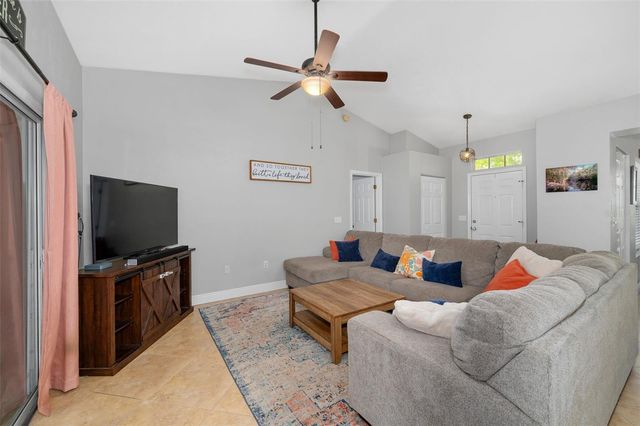 2327 NW 41ST AVENUE, Gainesville, FL 32605