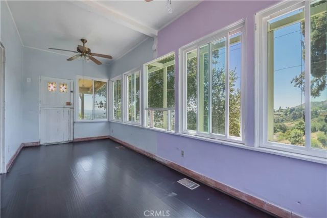 947 N Glendora Avenue, Glendora, CA 91741