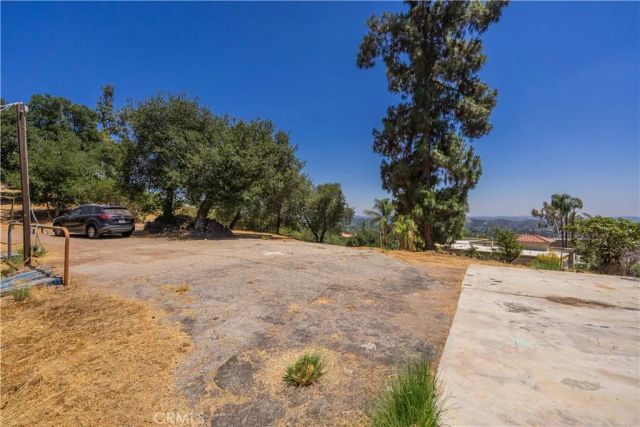947 N Glendora Avenue, Glendora, CA 91741
