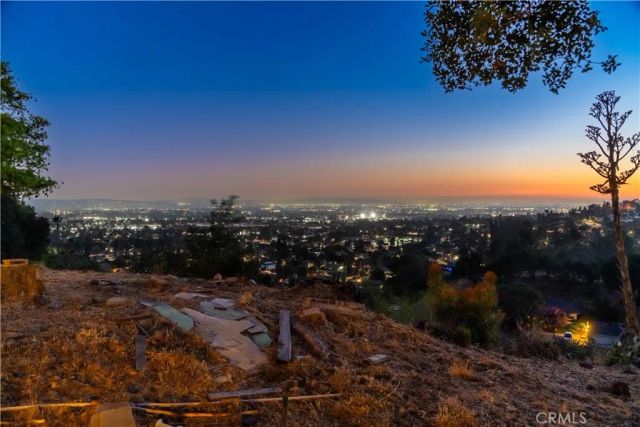947 N Glendora Avenue, Glendora, CA 91741
