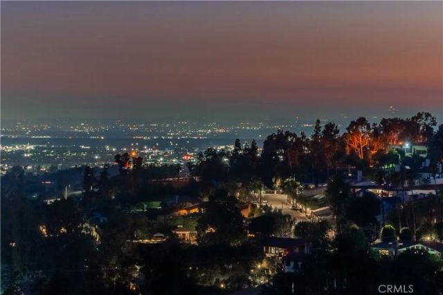 947 N Glendora Avenue, Glendora, CA 91741