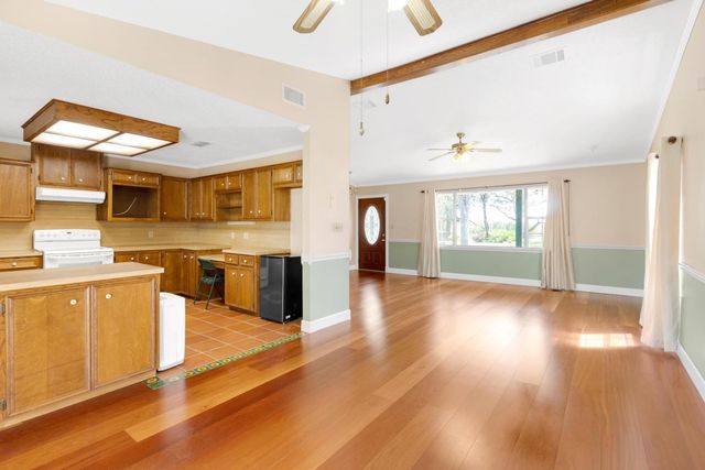 3508 Victorine LN, Del Valle, TX 78617