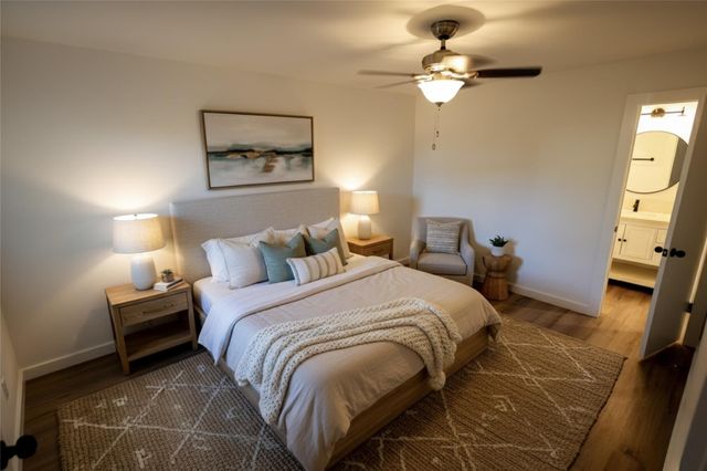 1516 Bay Area Boulevard P19, Houston, TX 77058