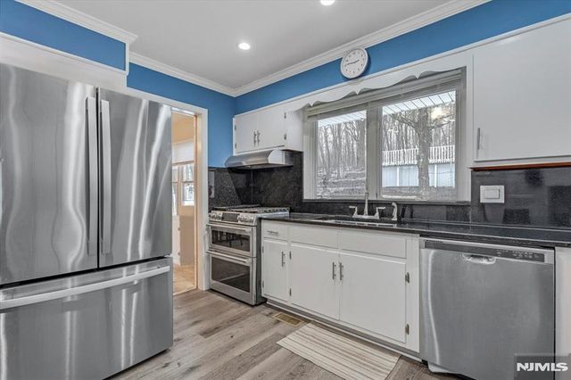 1286 Westbrook Road, West Milford, NJ 07480