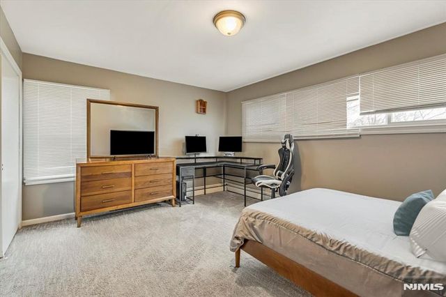 1286 Westbrook Road, West Milford, NJ 07480