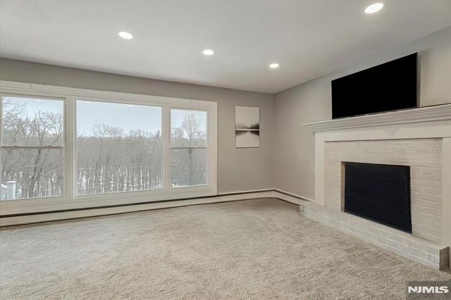 1286 Westbrook Road, West Milford, NJ 07480