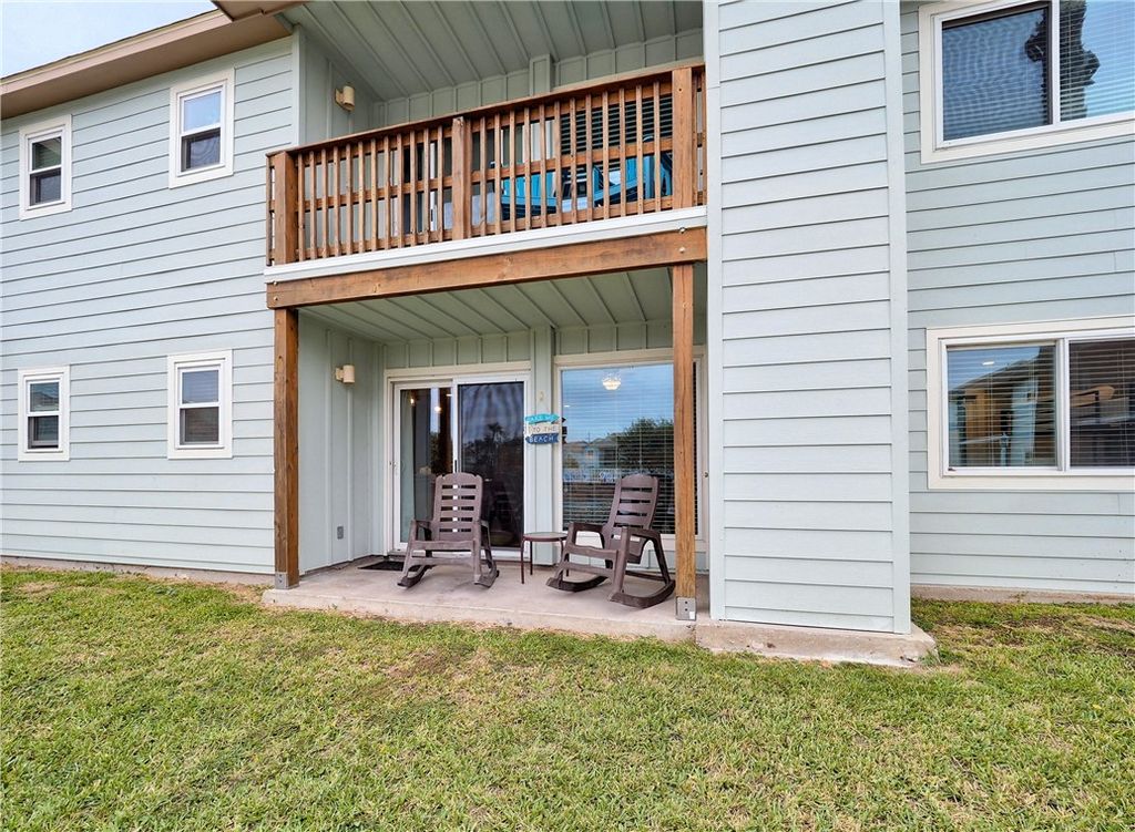 230 Cut Off 129, Port Aransas, TX 78373