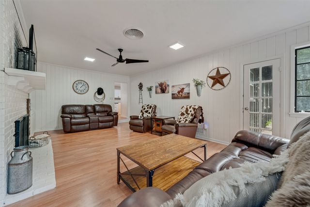 6555 Calmont Avenue, Fort Worth, TX 76116