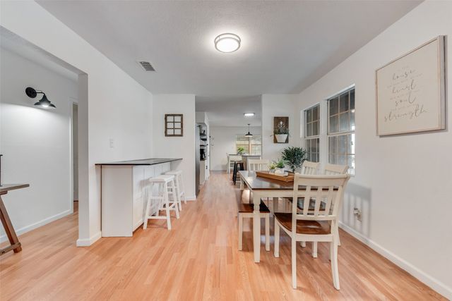 6555 Calmont Avenue, Fort Worth, TX 76116