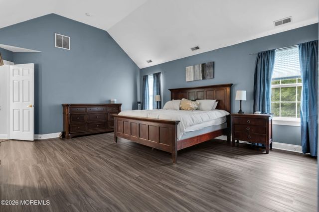 22 Erin Drive, Jackson, NJ 08527