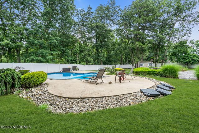 22 Erin Drive, Jackson, NJ 08527