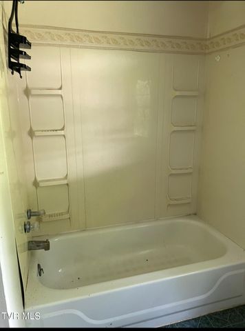 765 Crabtree Hollow Hollow, Clintwood, VA 24228