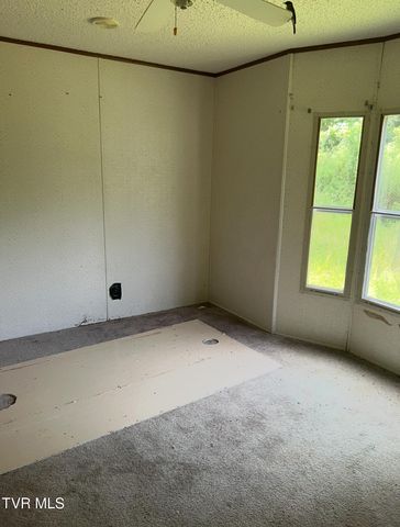 765 Crabtree Hollow Hollow, Clintwood, VA 24228