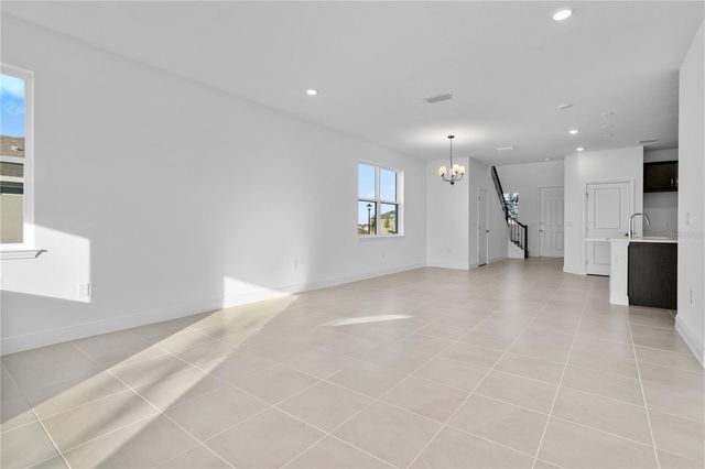 1940 SUNSHINE PEAK DRIVE, Minneola, FL 34715