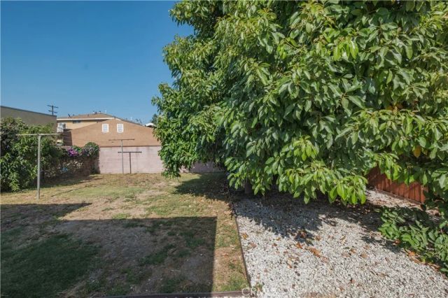 1008 S Herbert Ave, Los Angeles, CA 90023