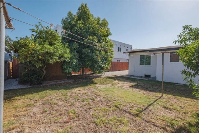 1008 S Herbert Ave, Los Angeles, CA 90023