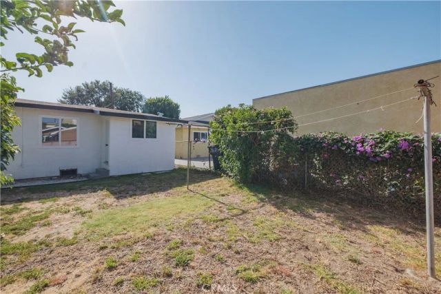 1008 S Herbert Ave, Los Angeles, CA 90023