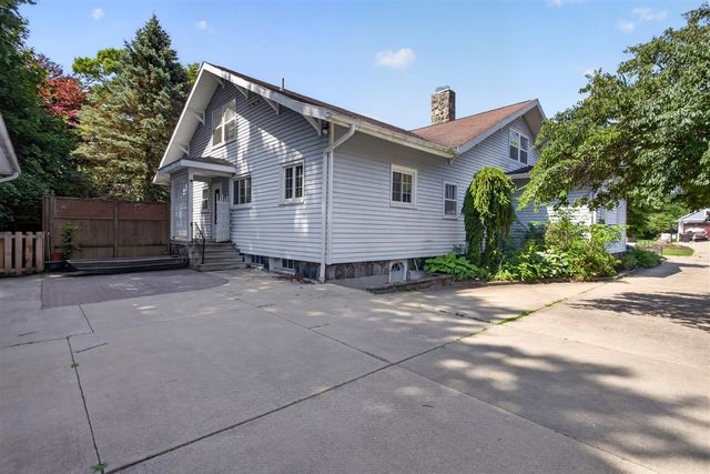 311 S Thompson Street, Jackson, MI 49203