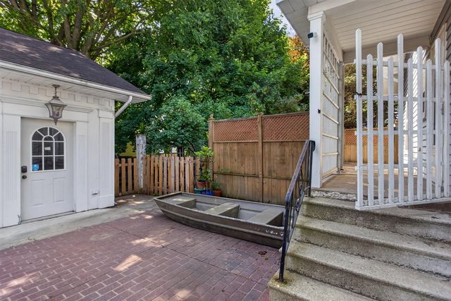 311 S Thompson Street, Jackson, MI 49203