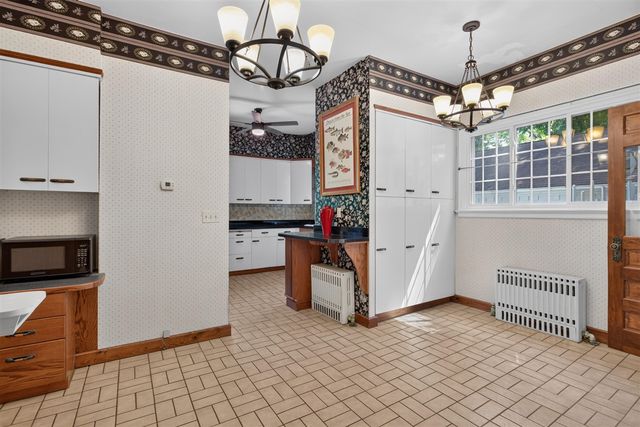 311 S Thompson Street, Jackson, MI 49203