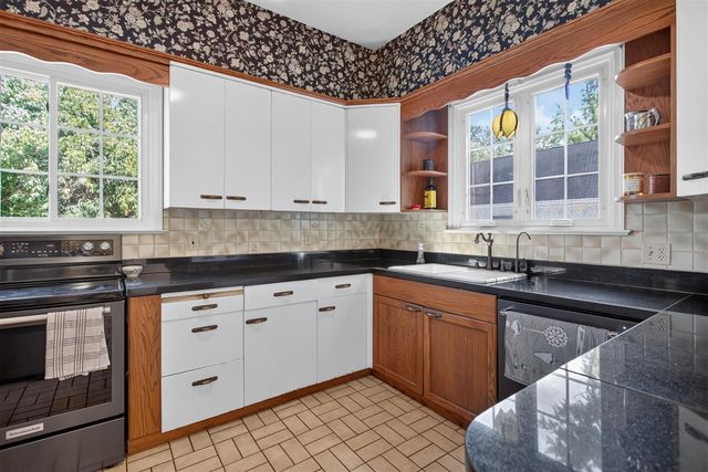 311 S Thompson Street, Jackson, MI 49203
