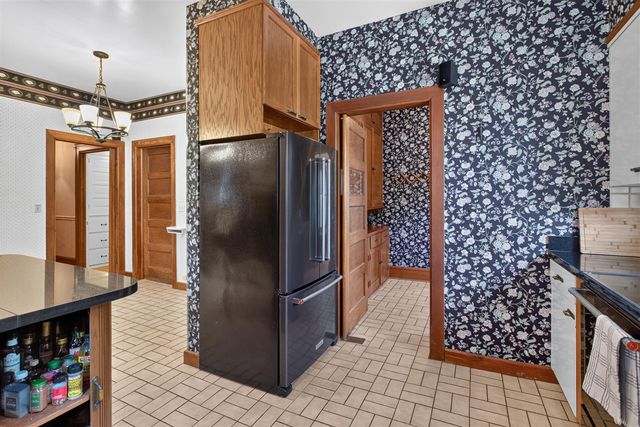 311 S Thompson Street, Jackson, MI 49203