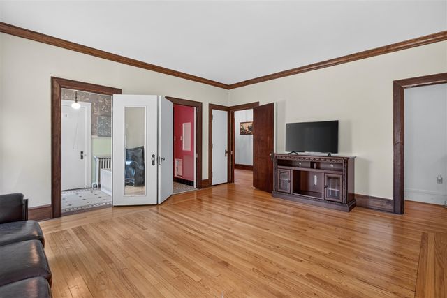 311 S Thompson Street, Jackson, MI 49203