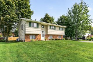 189 Kenwick Drive, Henrietta, NY 14623