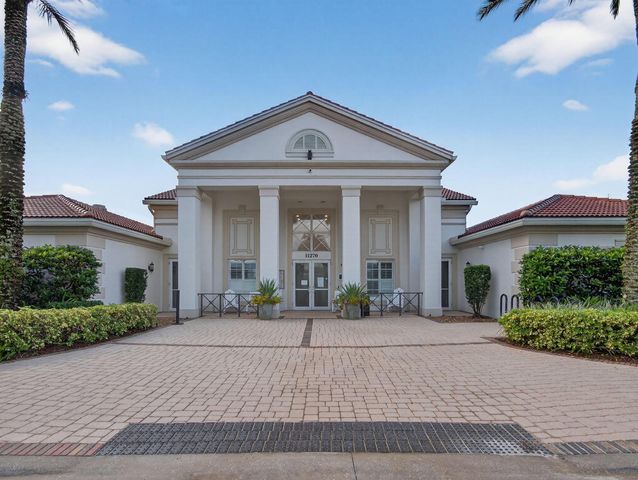 11179 SW Wyndham Way, Port St. Lucie, FL 34987