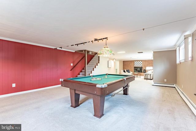 2201 ROLLINS DR, Alexandria, VA 22307