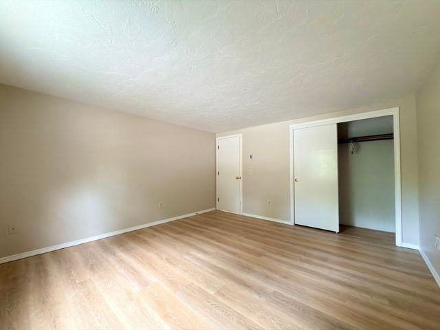 2 Annaberry Lane 1B, Auburn, MA 01501