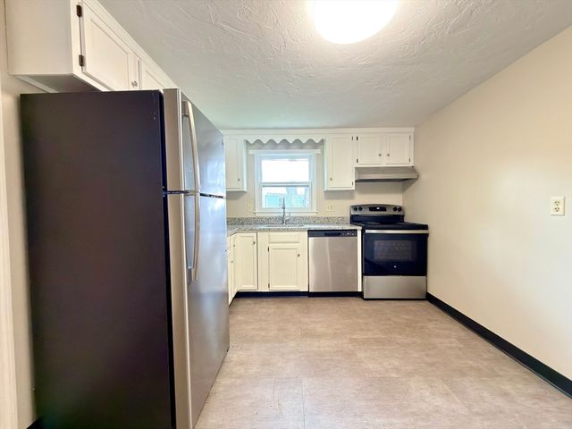 2 Annaberry Lane 1B, Auburn, MA 01501
