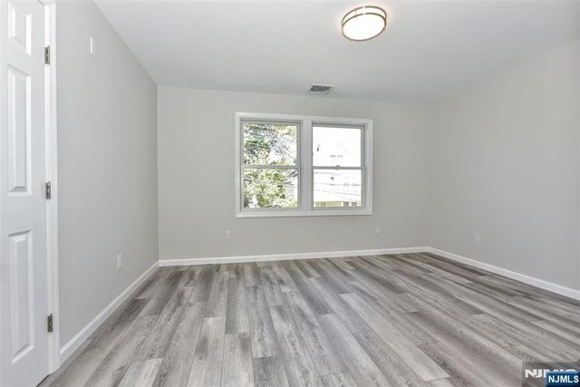 7 Bergen Street 201, Westwood, NJ 07675