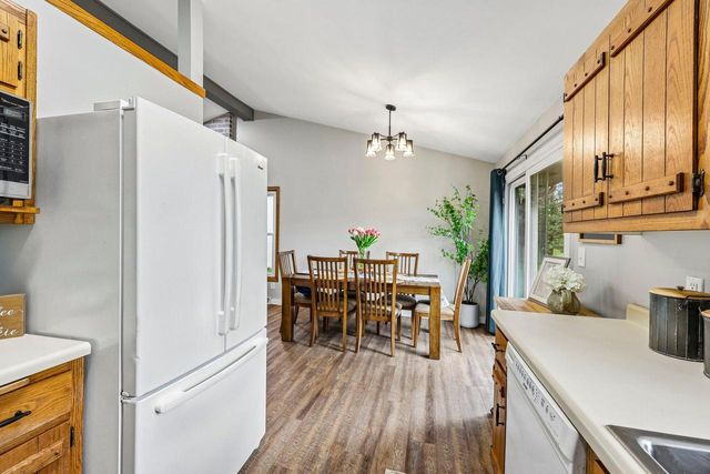 W163N10528 Ridgeview LANE, Germantown, WI 53022