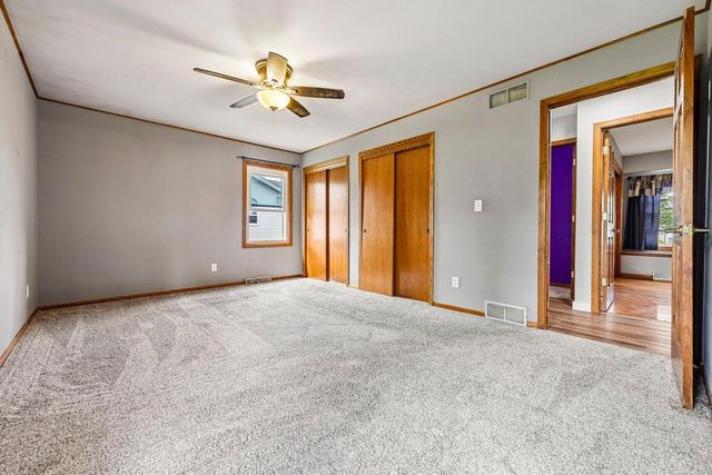 W163N10528 Ridgeview LANE, Germantown, WI 53022