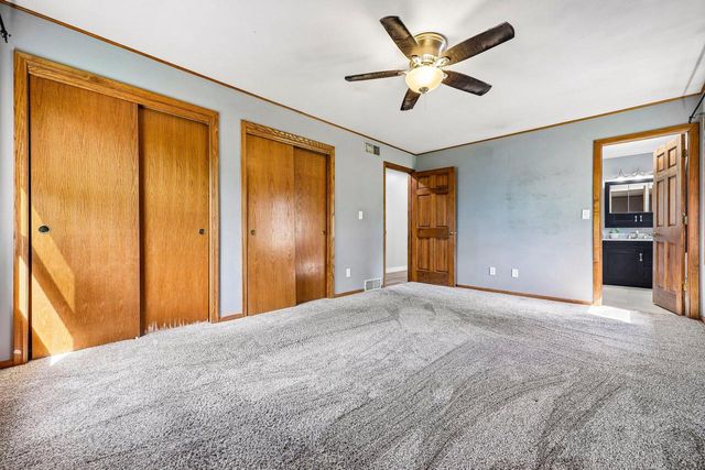W163N10528 Ridgeview LANE, Germantown, WI 53022